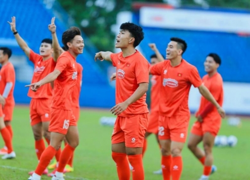 Trung vệ ĐT Việt Nam báo tin cực vui cho HLV Kim Sang Sik