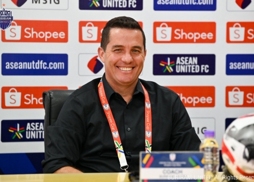 HLV Buriram United: 'Tôi thực sự hài lòng khi hoà được CAHN'
