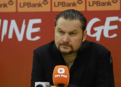 HLV Popov: 'Đáng ra Viettel phải ghi 4 bàn trong hiệp 1'