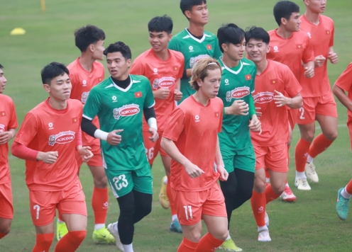 HLV Kim Sang Sik chốt kế hoạch với U23 Việt Nam