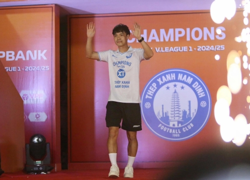 Văn Toàn: 'Nam Định quyết vô địch mọi giải đấu mùa sau'