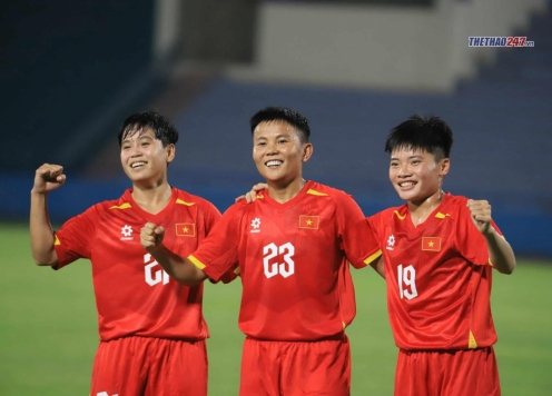 ĐT nữ Việt Nam thắng đậm 7-0 ở giải châu Á