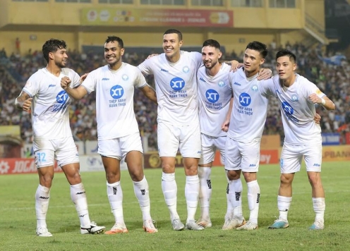 Nam Định đá 3 trận trên sân nhà ở Shopee Cup