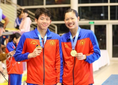 Ánh Viên chia sẻ cực xúc động khi Quang Thuấn giành HCV đầu tiên ở SEA Games