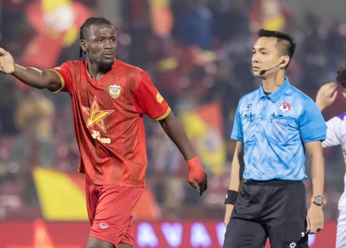 FIFA báo tin vui cho bóng đá Việt Nam về trọng tài