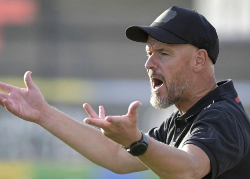 HLV Ten Hag: 'Tôi chẳng quan tâm tới kết quả trước mùa giải'