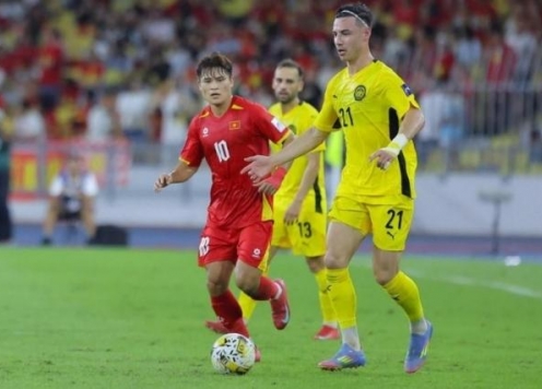 Báo Malaysia đặt nghi vấn cho tính minh bạch trong án phạt của FIFA