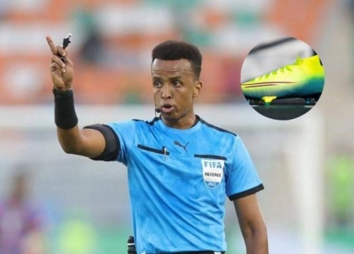 Trọng tài số 1 châu Phi bị đình chỉ vì lý do lãng xẹt