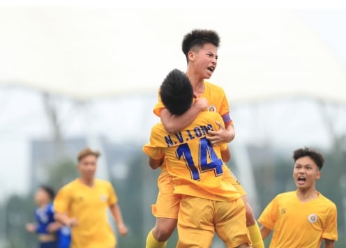 VIDEO: Vỡ òa bàn thắng phút bù giờ, Hà Nội thẳng tiến vào bán kết U17 QG