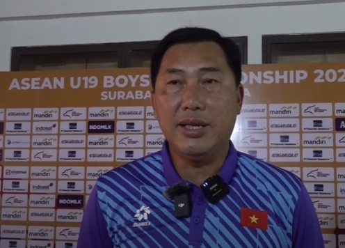 VIDEO: HLV U19 Việt Nam phát biểu sau trận đấu cuối cùng ở giải vô địch Đông Nam Á