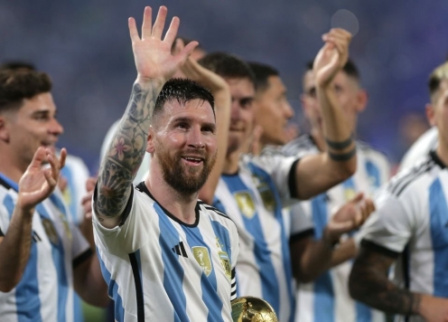 Không thể dừng lại, Messi tiếp tục tạo nên điều lịch sử khiến tất cả phải nể phục