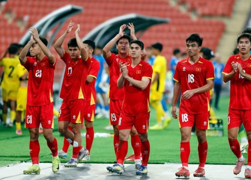 Truyền thông Indonesia xem Việt Nam là tiêu chuẩn của bóng đá