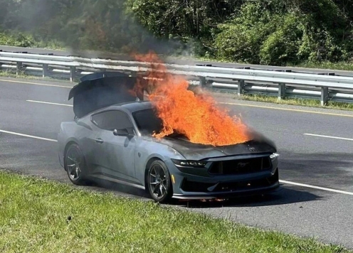 Ford triệu hồi gần 10.000 xe Mustang vì nguy cơ hỏa hoạn