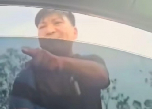 Thái Bình: Thầy giáo dạy lái xe ‘hổ báo’ chặn ô tô, xịt hơi cay vào tài xế