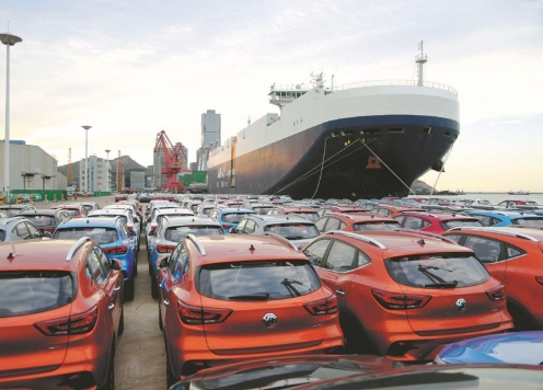 Sau Mỹ, một quốc gia châu Âu quyết định tăng mạnh thuế với ô tô Trung Quốc