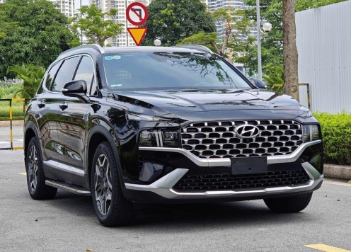 Hyundai SantaFe 2021 rao bán với giá ngỡ ngàng sau 3 năm sử dụng