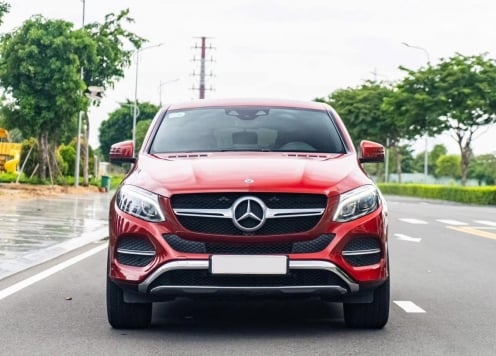 Mercedes-Benz GLE 400 Coupe 2019 lên sàn xe cũ với giá ngỡ ngàng sau 5 năm lăn bánh