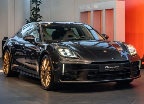 Porsche Panamera 2024 cập bến thị trường Việt Nam, giá từ 6,42 tỷ đồng