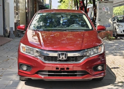 Honda City 2018 lăn bánh 6 năm rao bán với giá ngỡ ngàng