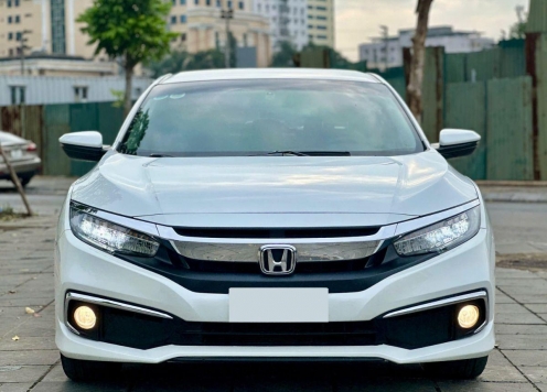 Lăn bánh 4 năm, Honda Civic 2020 được rao bán với giá bao nhiêu?