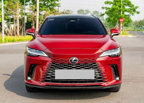 Lăn bánh 1 năm, Lexus RX 350 2023 lên sàn xe cũ với giá bất ngờ