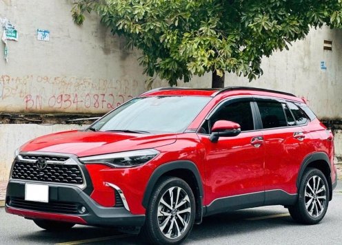 Toyota Corolla Cross 2022 lăn bánh 2 năm lên sàn xe cũ với giá khó tin