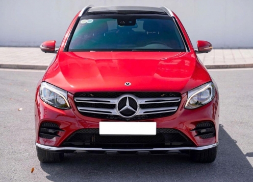 Mercedes-Benz GLC 300 2018 lên sàn xe cũ với giá ngỡ ngàng sau 6 năm sử dụng