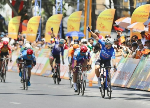 Tay đua đẳng cấp của đội 620 Vĩnh Long giành chiến thắng trên đất Tây Đô chặng 22 Đua xe đạp toàn quốc