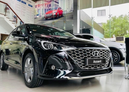 Hyundai Accent giảm giá 'sập sàn' tại đại lý, quyết giữ vững ngôi vương doanh số