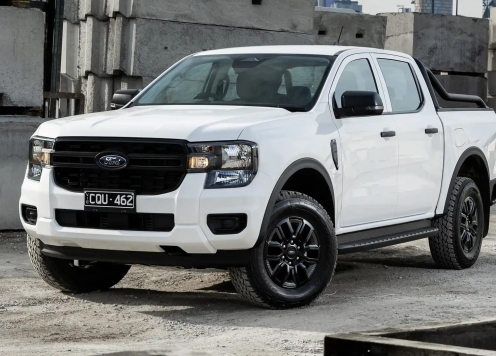 Ford Ranger bổ sung phiên bản 'bóng đêm' Black Edition: Giới hạn chỉ 1.500 xe, giá quy đổi hơn 950 triệu đồng