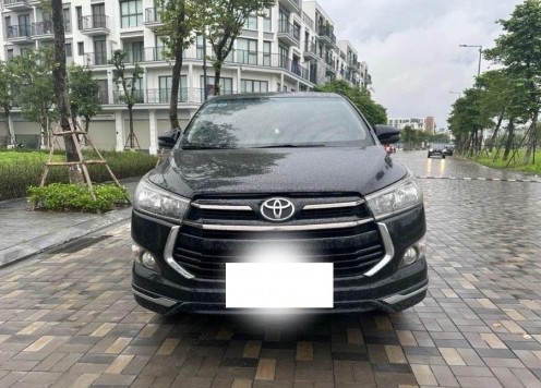 Sau 6 năm sử dụng, MPV gia đình Toyota Innova 2018 rao bán lại với giá ngỡ ngàng