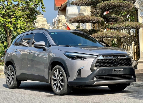 Ngỡ ngàng giá rao bán của Toyota Corolla Cross 2021 sau 3 năm lăn bánh tại Việt Nam