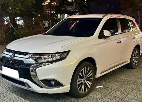 Bất ngờ giá bán lại của Mitsubishi Outlander 2022 sau 2 năm lăn bánh tại Việt Nam