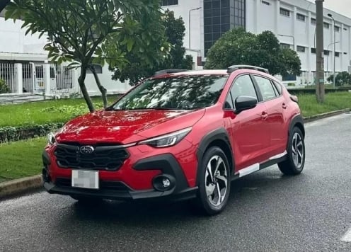 Lộ hình ảnh Subaru Crosstrek chạy thử trên đường phố Việt, ngày ra mắt đã gần kề