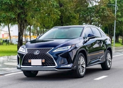 Xe sang Lexus RX 300 2021 bán lại với giá không ngờ sau 3 năm lăn bánh