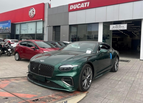 Bentley Continental GT 2025 bất ngờ xuất hiện tại Việt Nam, giá khởi điểm từ 20 tỷ đồng