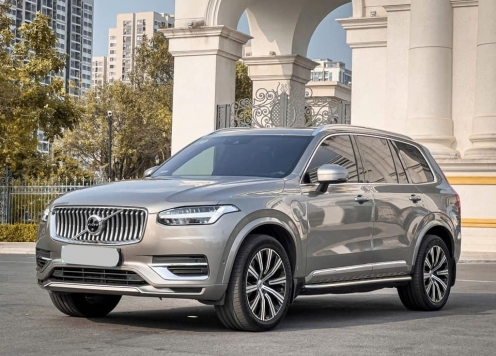 Bất ngờ giá bán lại của xe sang Volvo XC90 hybrid 2021 'lướt' sau 3 năm lăn bánh