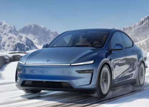 SUV điện Tesla Model Y Juniper ra mắt thị trường hàng xóm, chạy tối đa 719 km/sạc