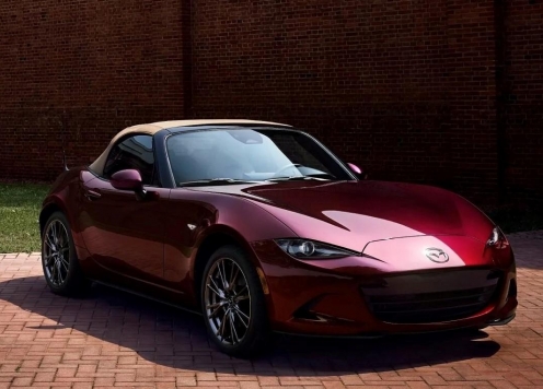 Mazda giới thiệu MX-5 Miata 35th Anniversary Edition 2025 với số lượng giới hạn chỉ 300 chiếc