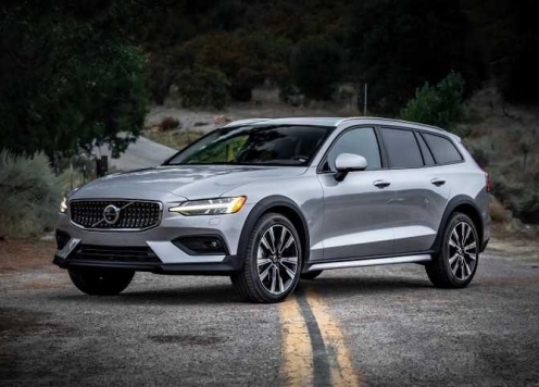 TOP 10 mẫu xe station wagon đáng chú ý nhất năm 2025