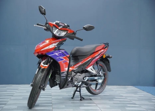 Xe số Honda Dash HRC về Việt Nam với số lượng giới hạn, mang đậm phong cách xe đua