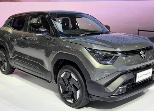 Cận cảnh SUV điện Suzuki eVitara tại Đông Nam Á, tầm vận hành có thể tới 500 km/sạc