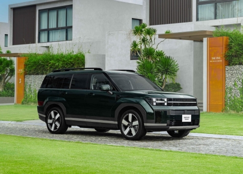 Cuộc đua giảm giá xe hybrid bùng nổ cuối năm: Nhiều mẫu ưu đãi phí trước bạ, giảm tiền mặt tới cả trăm triệu đồng