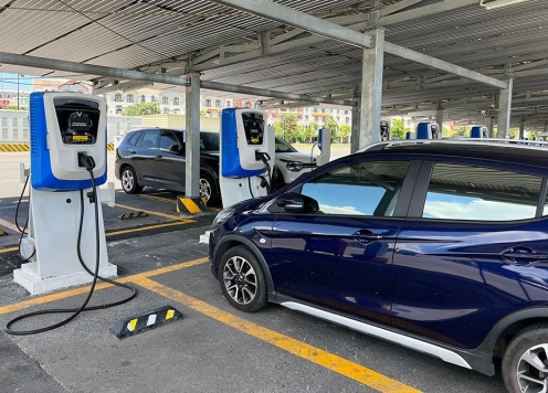 Trạm sạc xe điện bắt buộc lắp công tơ riêng theo quy định mới