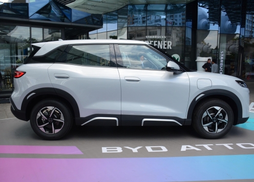 Có nên dùng lốp thường cho ô tô điện? Bài toán chi phí và những rủi ro về an toàn