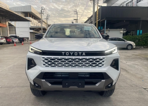 Toyota Hilux 2026 chốt ngày trình làng khách Việt: Dùng máy dầu 2.8L đấu Ranger, giá dự kiến từ 700 triệu đồng