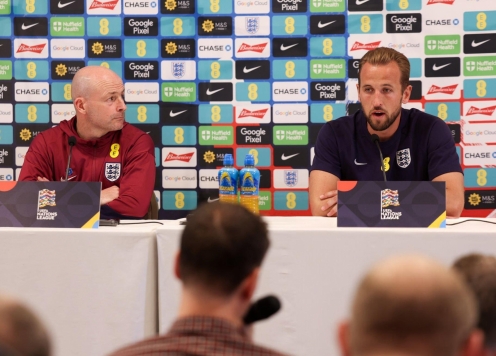 Lee Carsley đáp trả Harry Kane, mang tin vui tới cho ĐT Anh