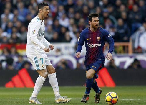 Ronaldo tiết lộ bất ngờ, hẹn ngày tái ngộ Messi