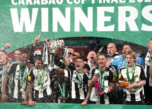 Hạ đẹp Liverpool, Newcastle lên ngôi Carabao Cup 2024/25