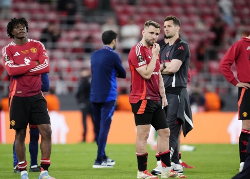 Man Utd 'tiệc tùng' sau thất bại ở chung kết Europa League